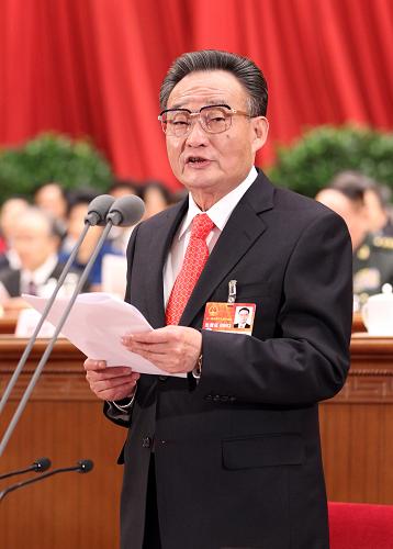3月14日,第十一届全国人民代表大会第四次会议在北京人民大会堂举行闭幕会。吴邦国主持闭幕会并讲话。 新华社记者 兰红光 摄