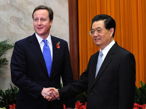 11月10日,中国国家主席胡锦涛在北京会见英国首相卡梅伦。新华社记者 饶爱民 摄
