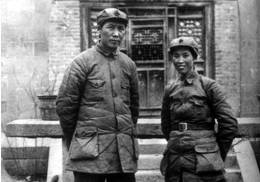 1936年毛泽东与贺子珍在保安