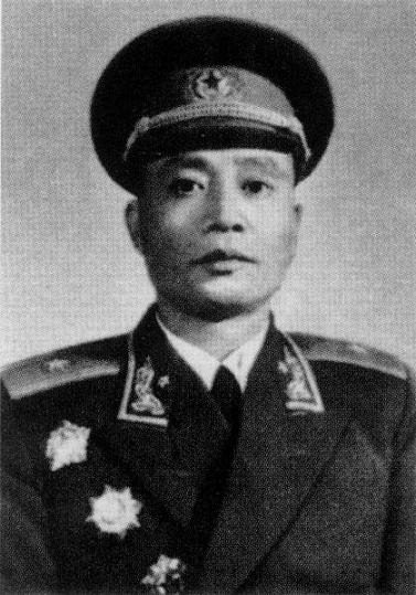 开国少将张廷发