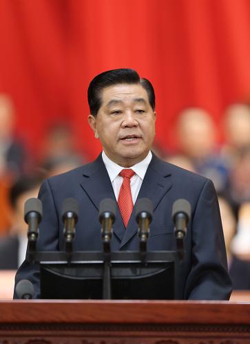 3月3日,中国人民政治协商会议第十二届全国委员会第一次会议在北京人民大会堂开幕。贾庆林代表政协第十一届全国委员会常务委员会,向大会作工作报告。 新华社记者 姚大伟 摄