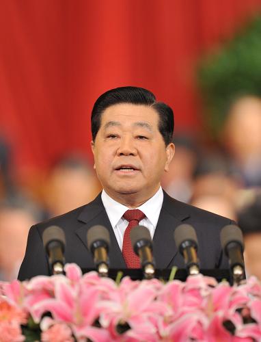 3月3日,中国人民政治协商会议第十一届全国委员会第五次会议在北京人民大会堂开幕,全国政协主席贾庆林代表政协第十一届全国委员会常务委员会向大会作工作报告。新华社记者 黄敬文 摄